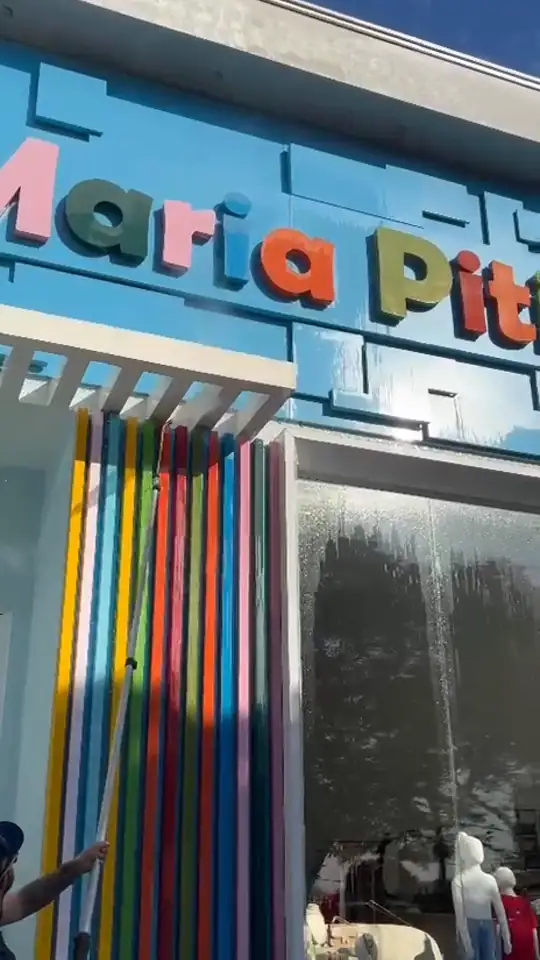 Marquise e letras da Maria Pititi